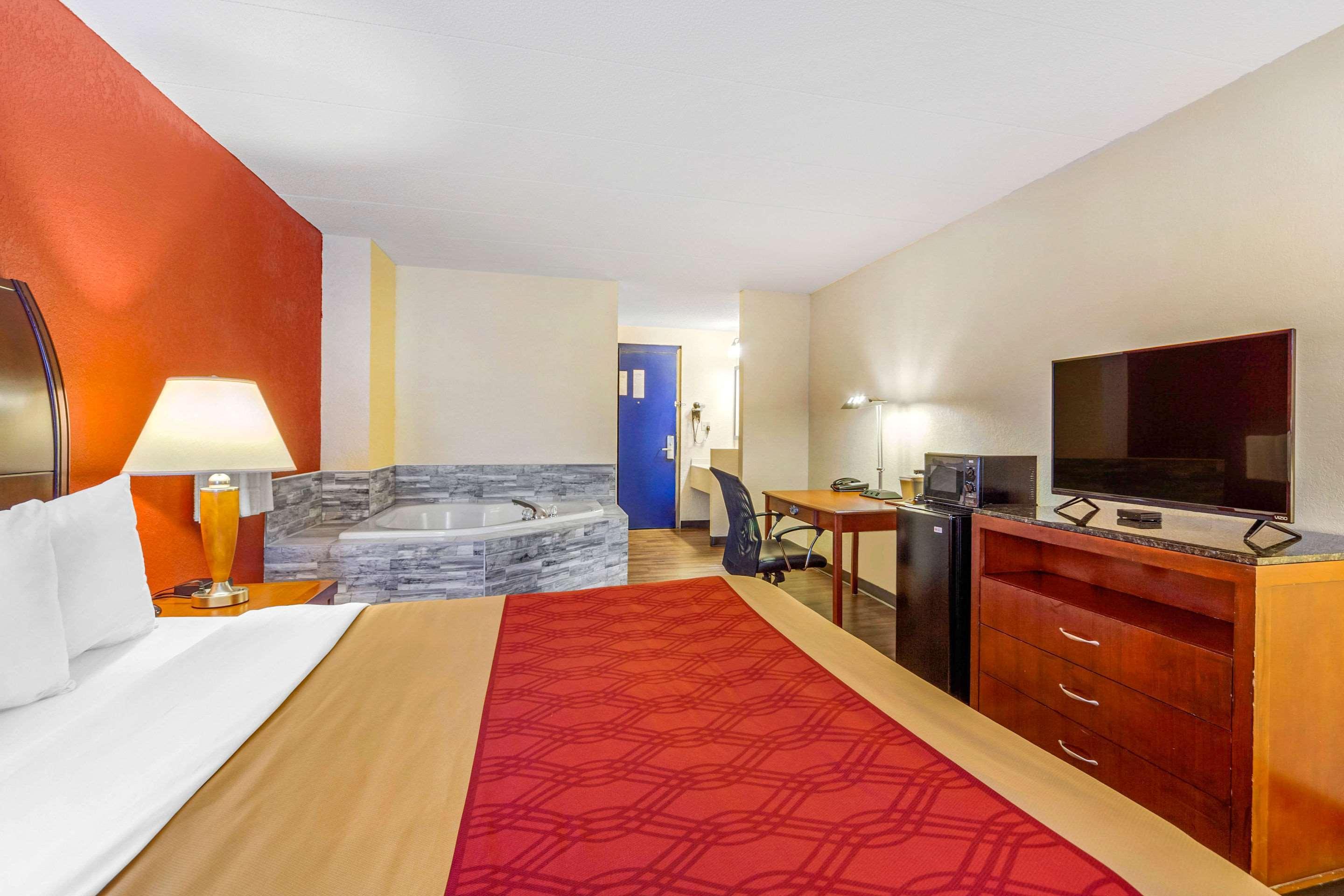 Econo Lodge Inn & Suites Brookings Zewnętrze zdjęcie
