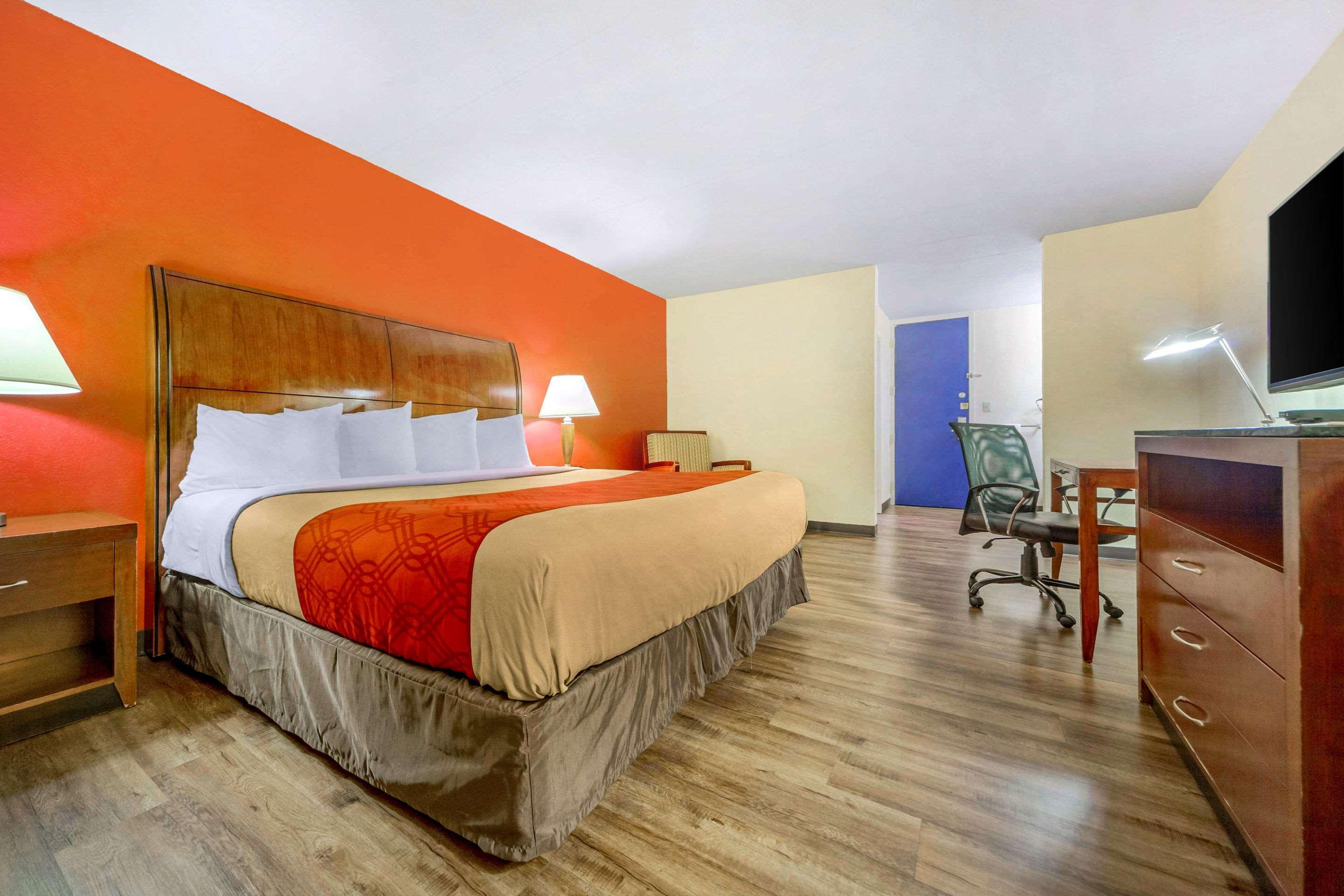 Econo Lodge Inn & Suites Brookings Zewnętrze zdjęcie