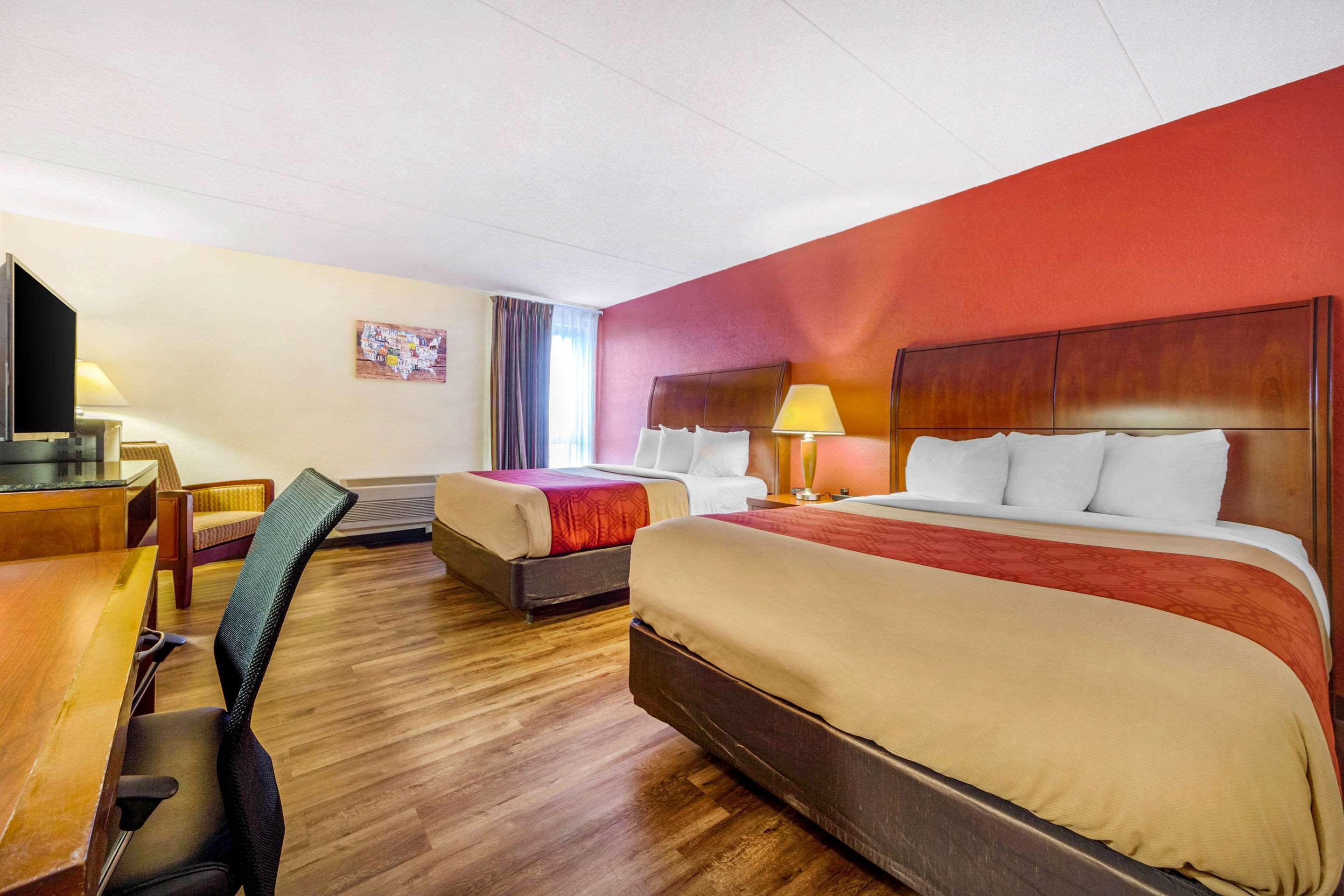 Econo Lodge Inn & Suites Brookings Zewnętrze zdjęcie